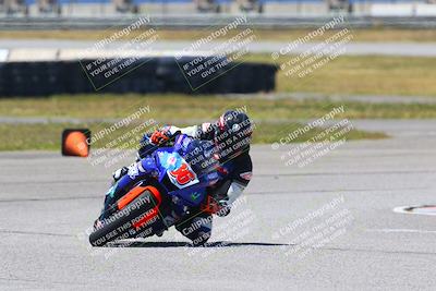 media/Apr-23-2022-Fastrack Riders (Sat) [[cb2d6ae73d]]/LEVEL 4/1PM TURN 6 OUTSIDE/